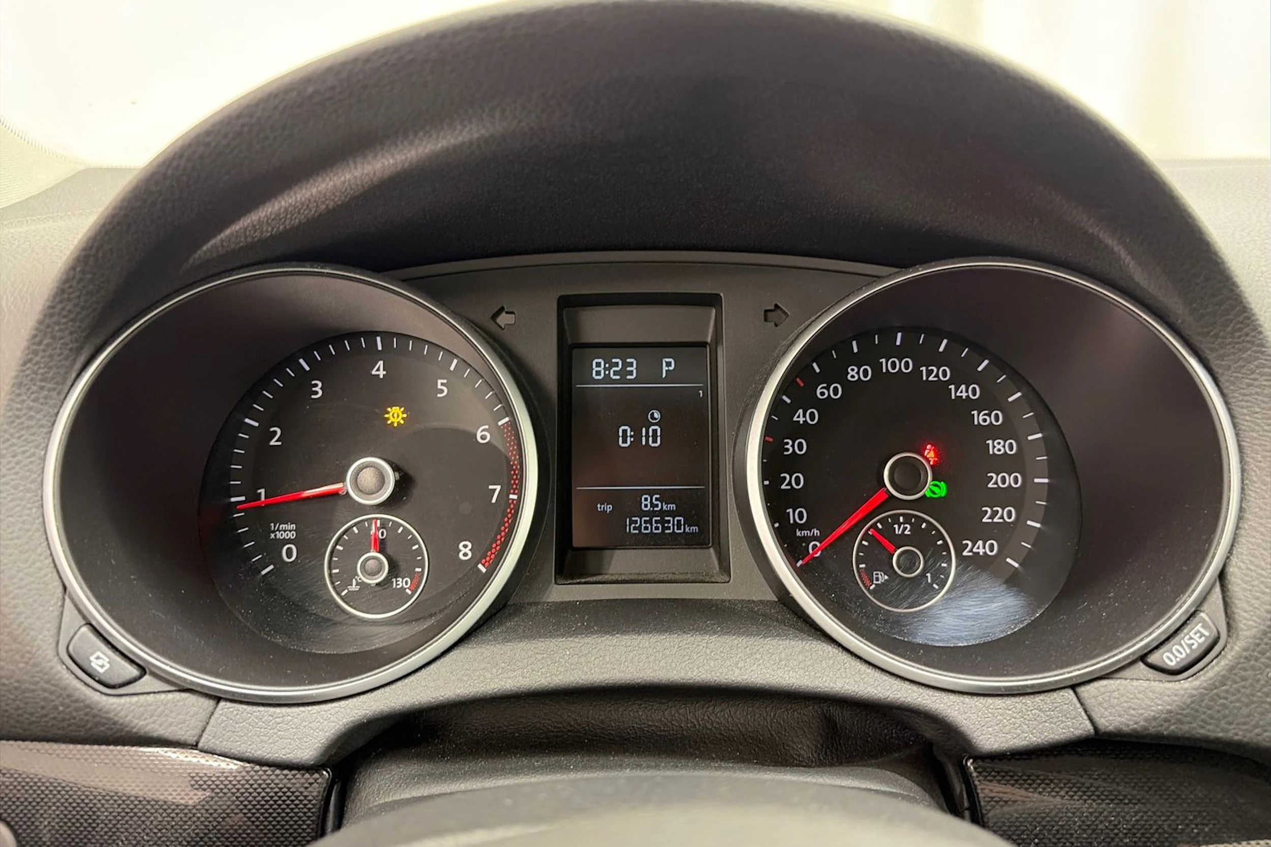 harmaa Volkswagen Golf 2011 kuva 17.