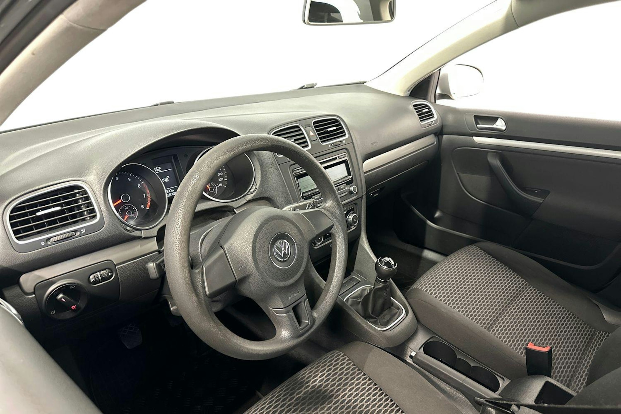 hopea Volkswagen Golf 2011 kuva 7.