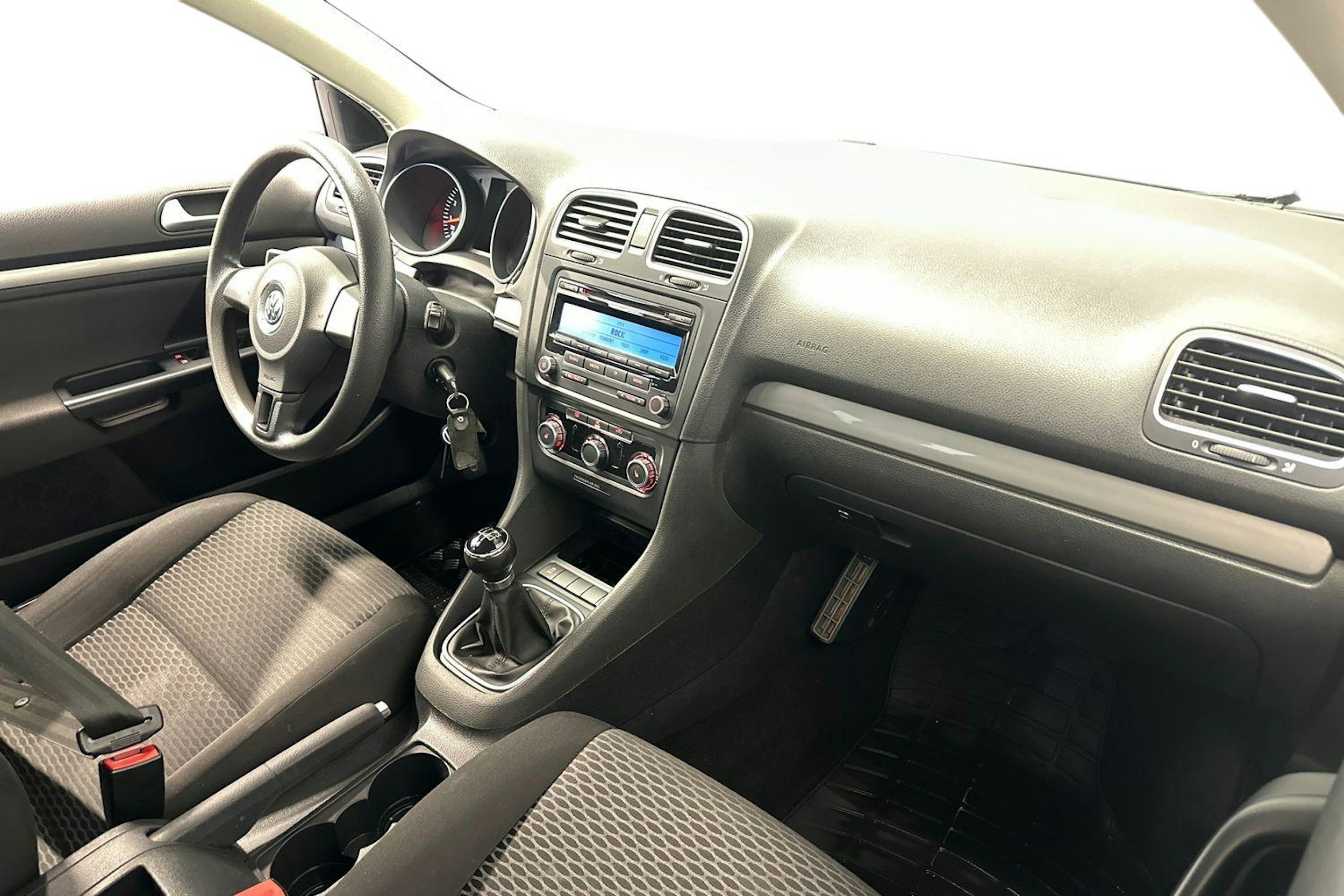 hopea Volkswagen Golf 2011 kuva 9.