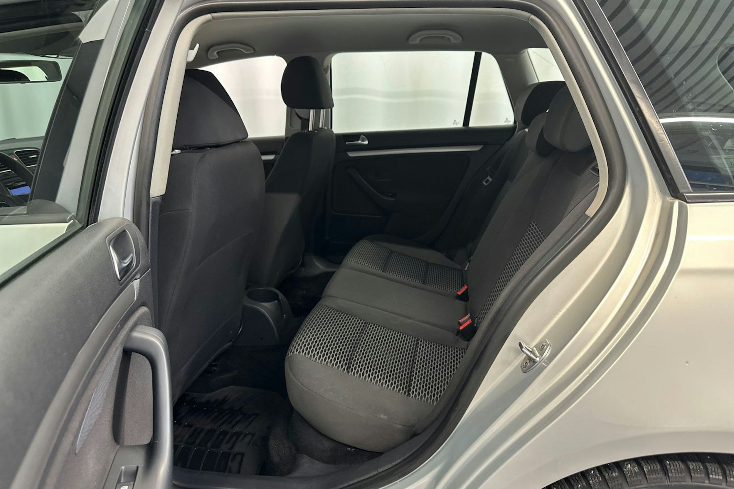 hopea Volkswagen Golf 2011 kuva 13.