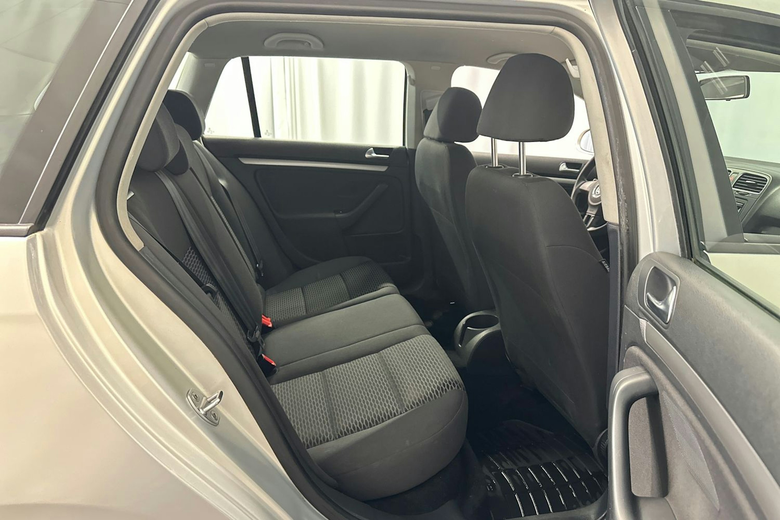 hopea Volkswagen Golf 2011 kuva 15.