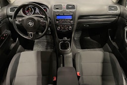 Musta Volkswagen GOLF 2011 kuva 9.