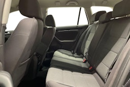 Musta Volkswagen GOLF 2011 kuva 10.