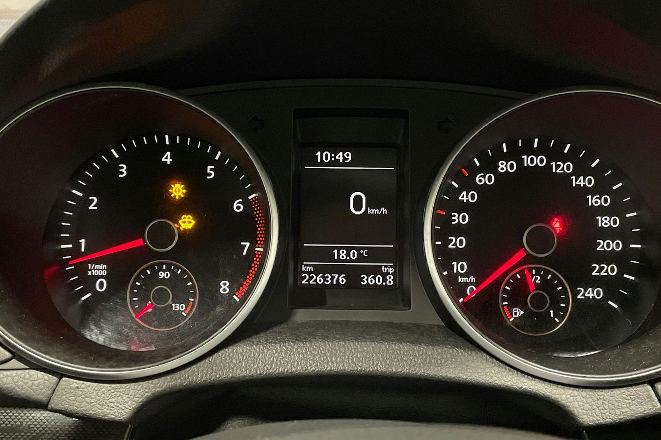 Musta Volkswagen GOLF 2011 kuva 16.