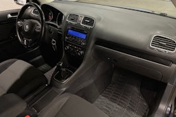 Musta Volkswagen GOLF 2011 kuva 25.