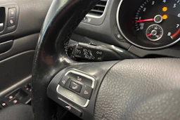 sininen Volkswagen Golf 2011 kuva 20.