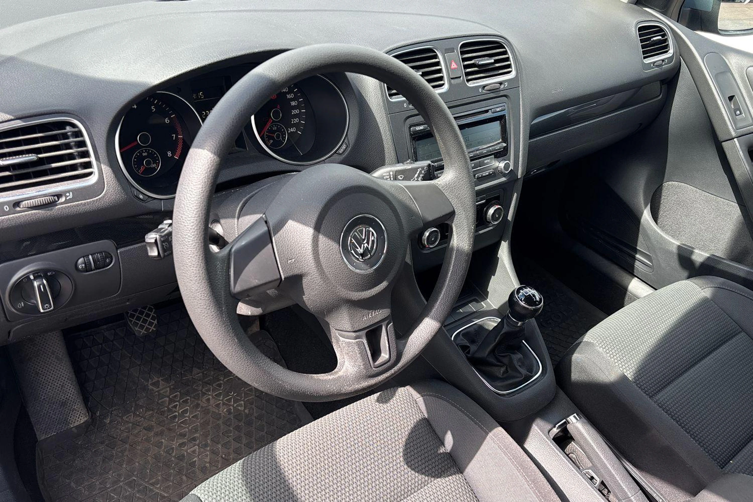 Sininen Volkswagen GOLF 2011 kuva 3.
