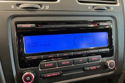 sininen Volkswagen Golf 2011 kuva 23.