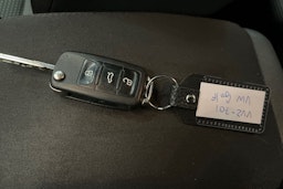 sininen Volkswagen Golf 2011 kuva 26.