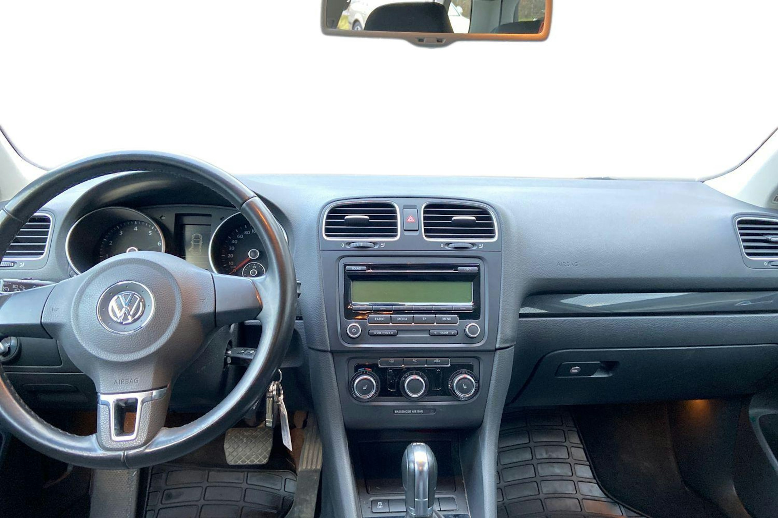 hopea Volkswagen Golf 2011 kuva 7.