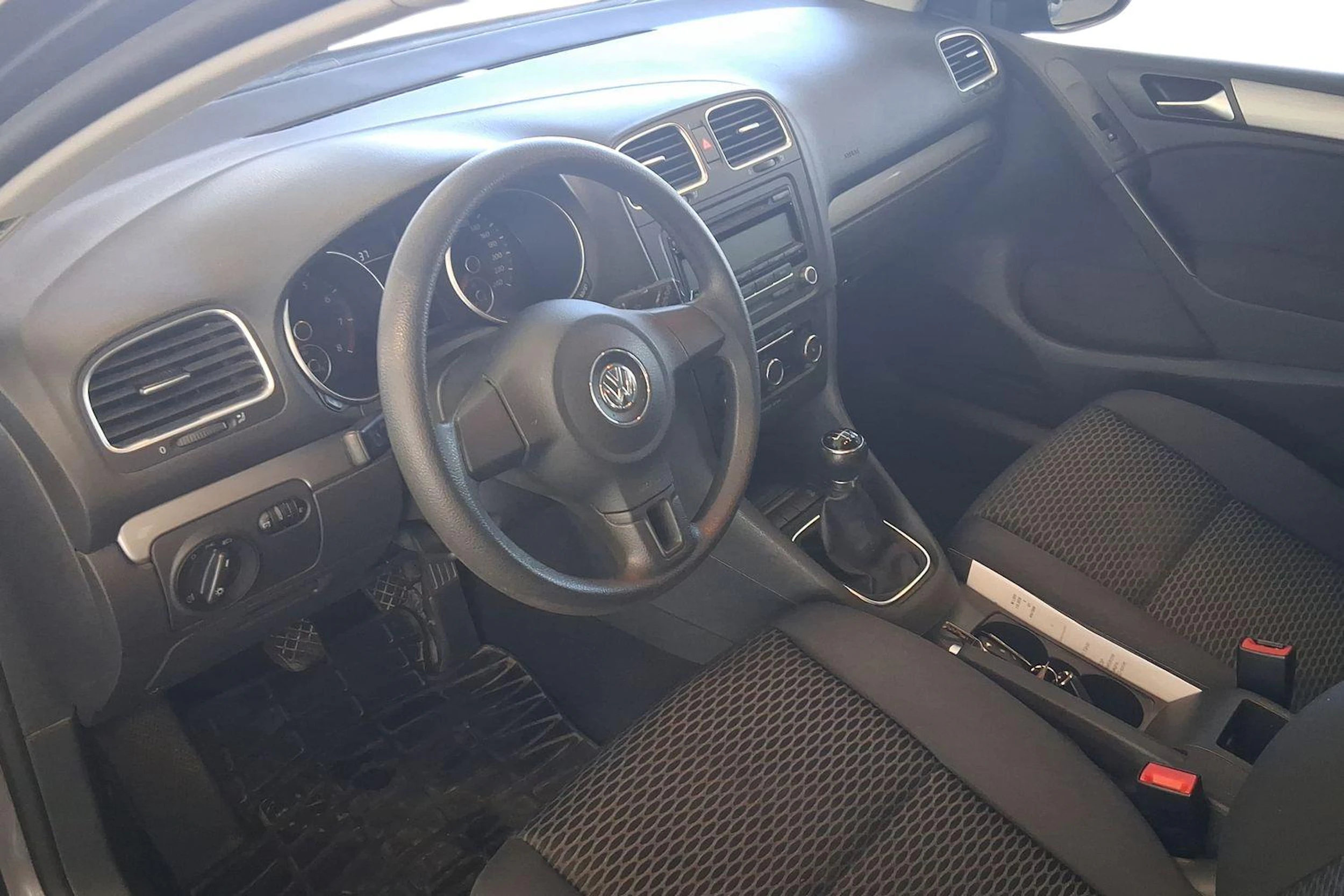 harmaa Volkswagen Golf 2011 kuva 8.