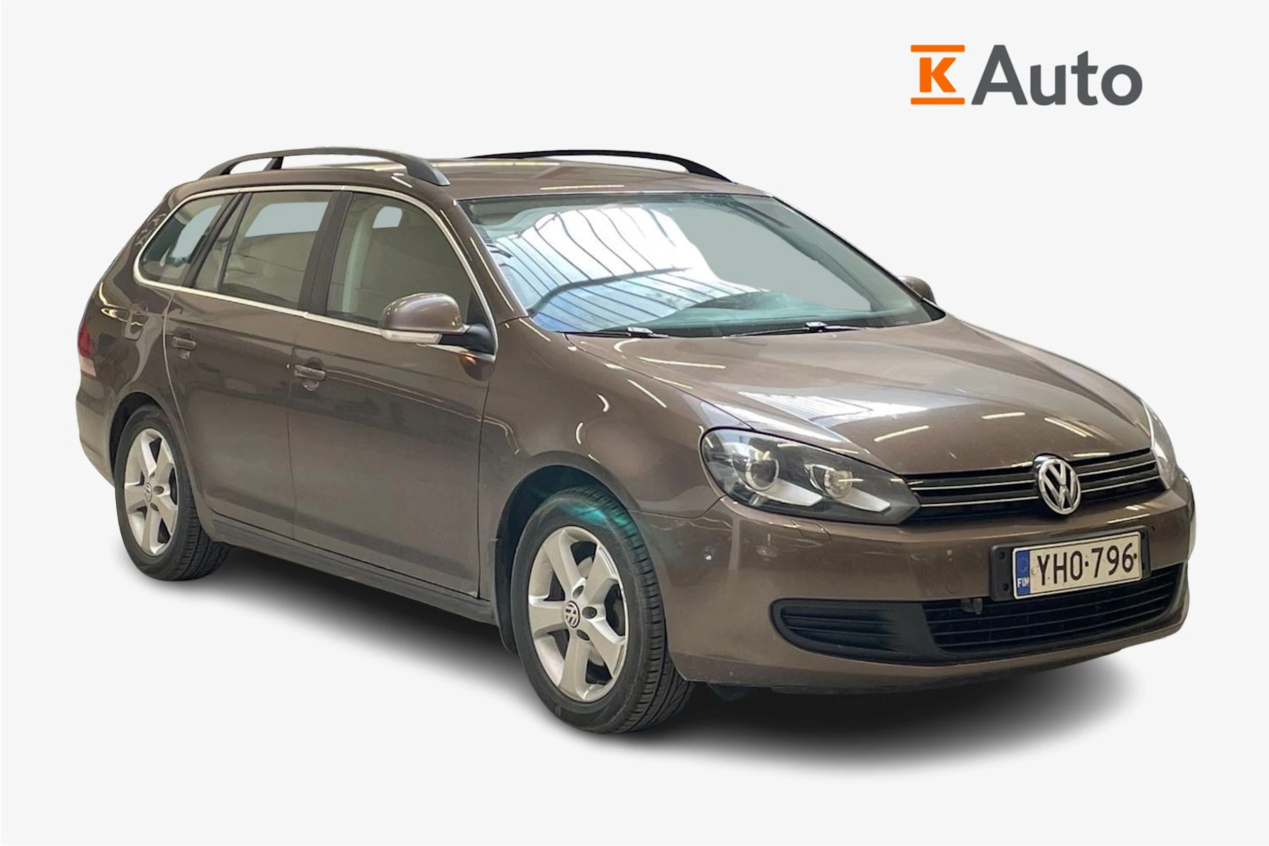 ruskea (beige) Volkswagen Golf 2011 kuva 1.