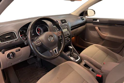 ruskea (beige) Volkswagen Golf 2011 kuva 8.