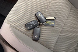 ruskea (beige) Volkswagen Golf 2011 kuva 26.