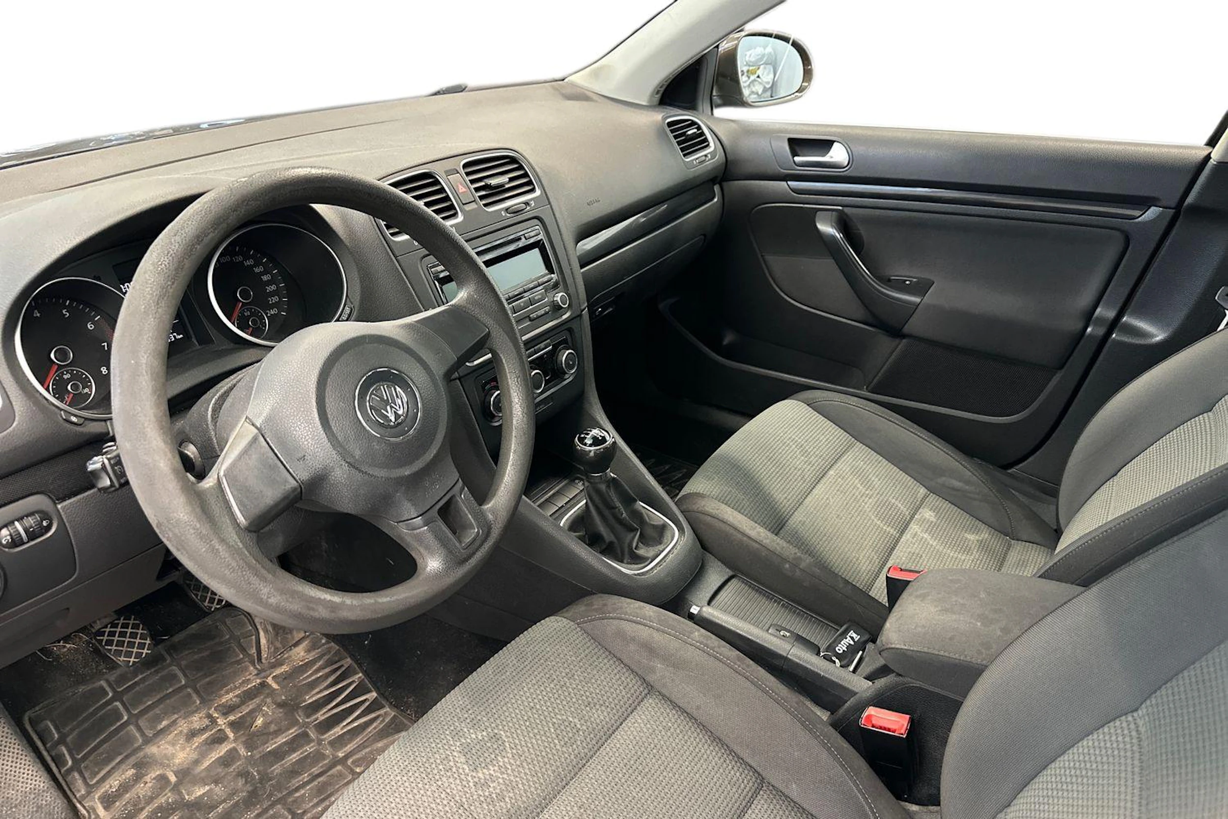 ruskea (beige) Volkswagen Golf 2011 kuva 3.