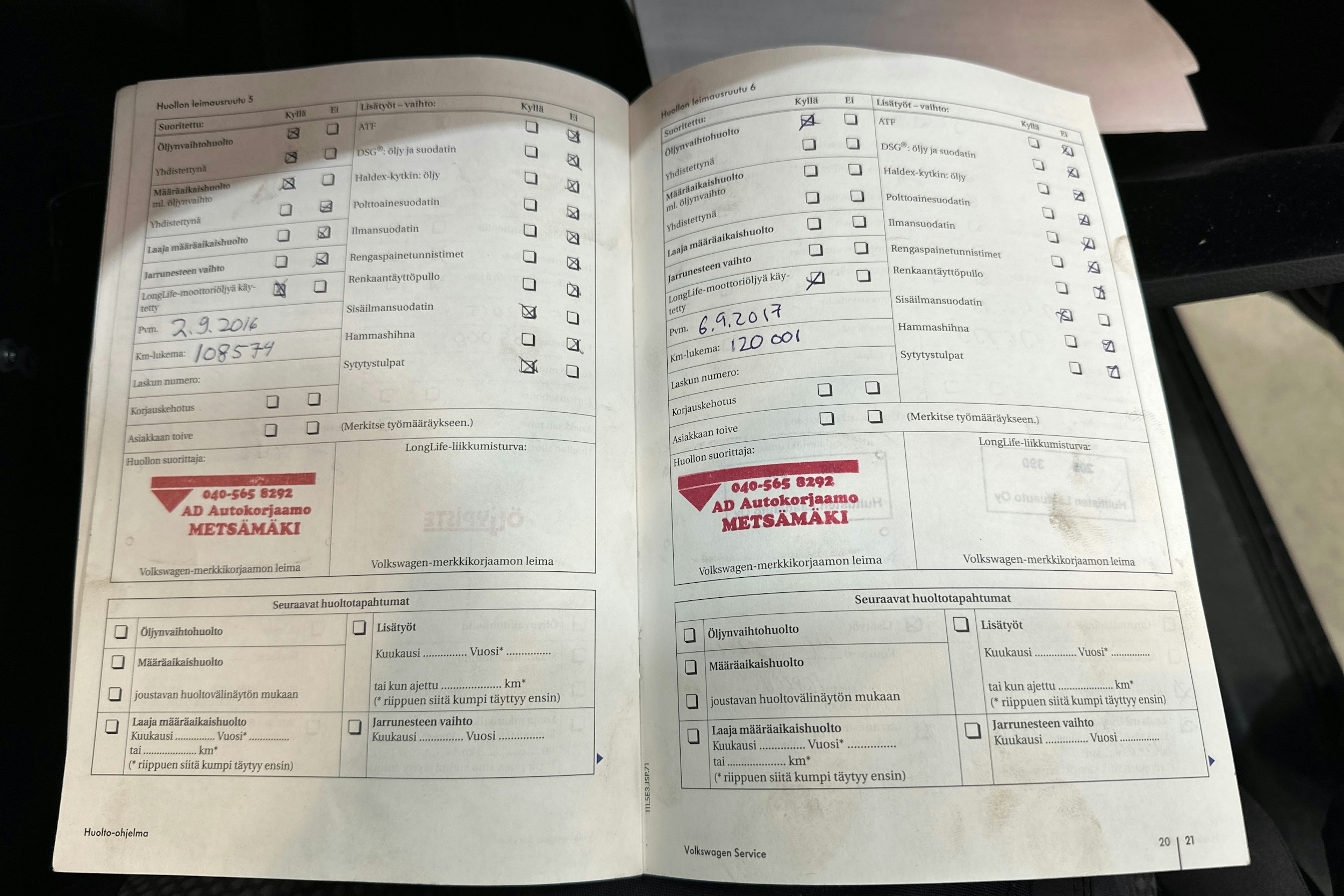 musta Volkswagen Golf 2011 kuva 29.