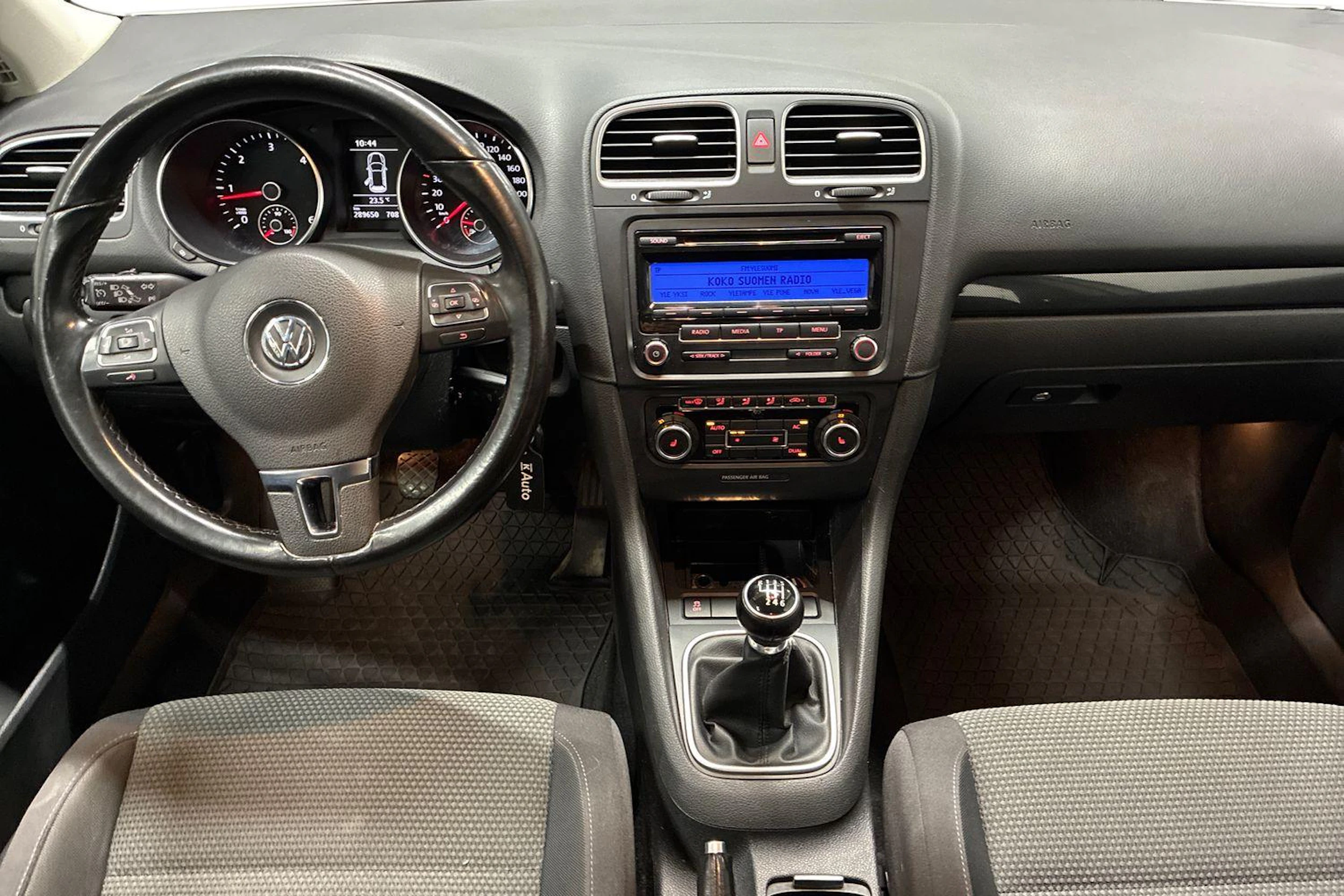 hopea Volkswagen Golf 2011 kuva 7.