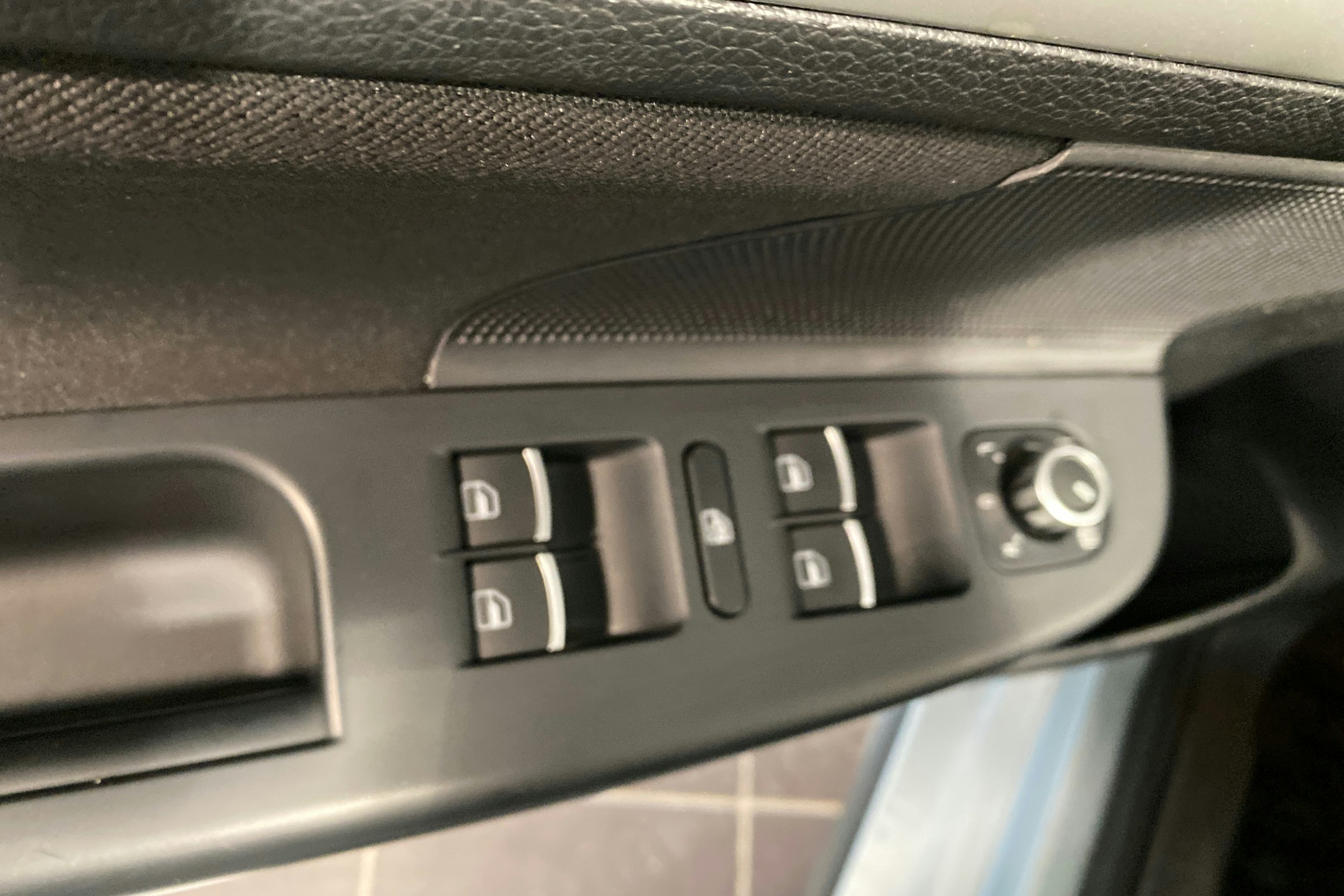 Sininen Volkswagen GOLF 2011 kuva 16.