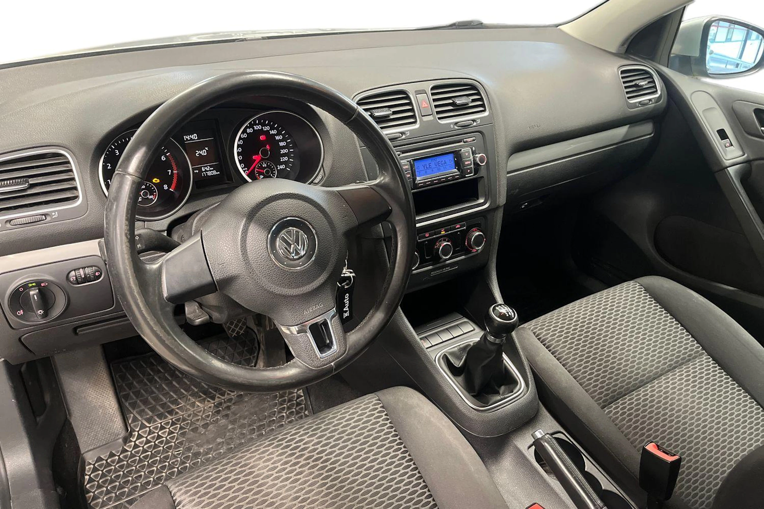 Hopea Volkswagen GOLF 2011 kuva 6.