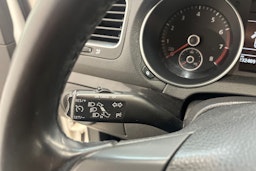 Valkoinen Volkswagen GOLF 2011 kuva 13.