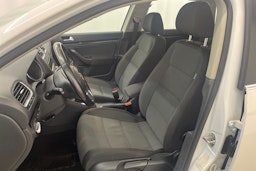 Valkoinen Volkswagen GOLF 2011 kuva 15.