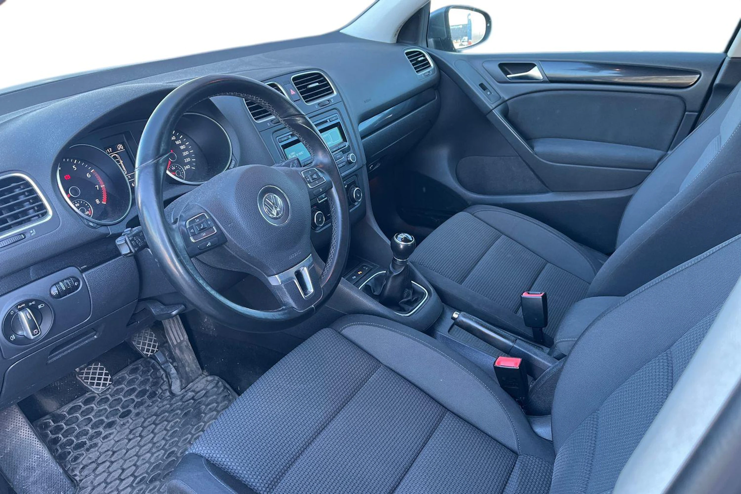 harmaa Volkswagen Golf 2012 kuva 3.