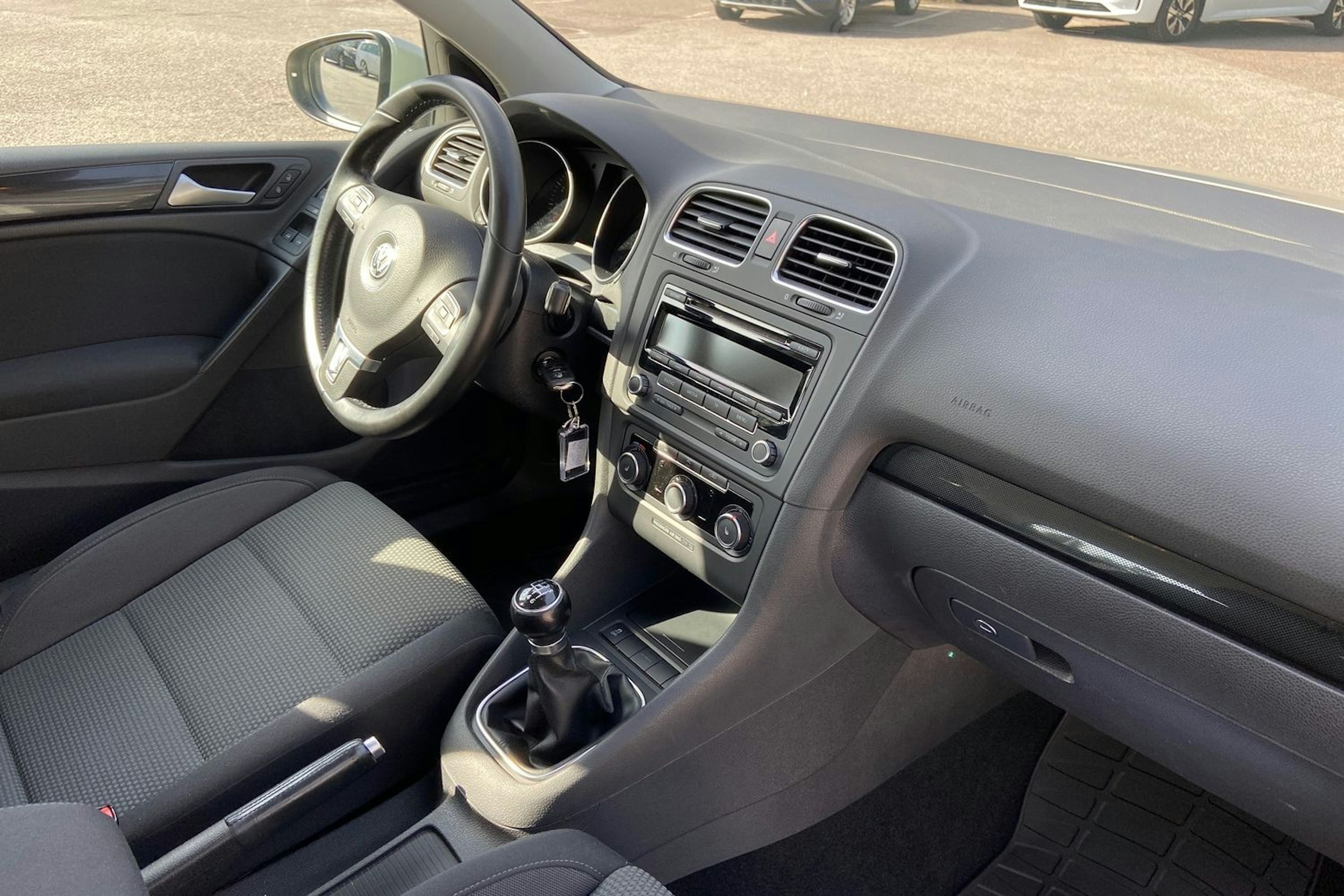 hopea Volkswagen Golf 2012 kuva 16.