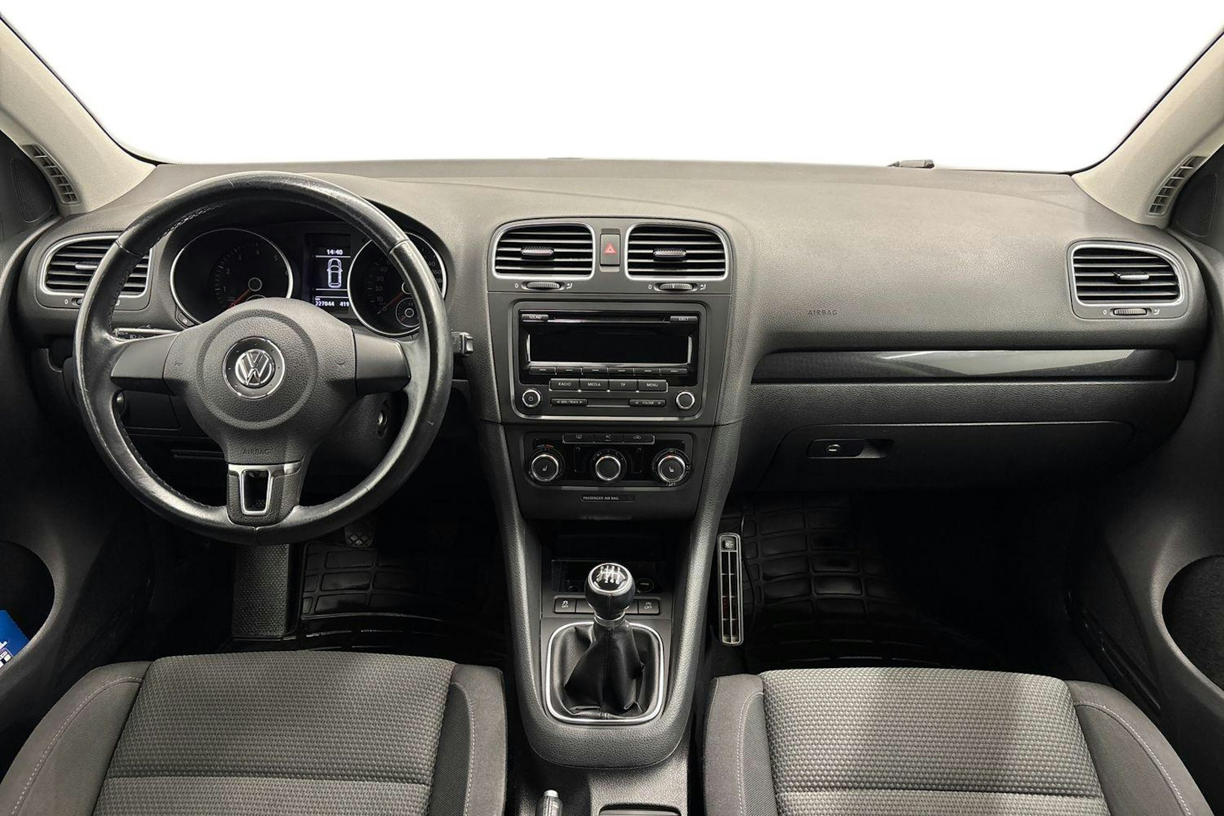 musta Volkswagen Golf 2012 kuva 7.