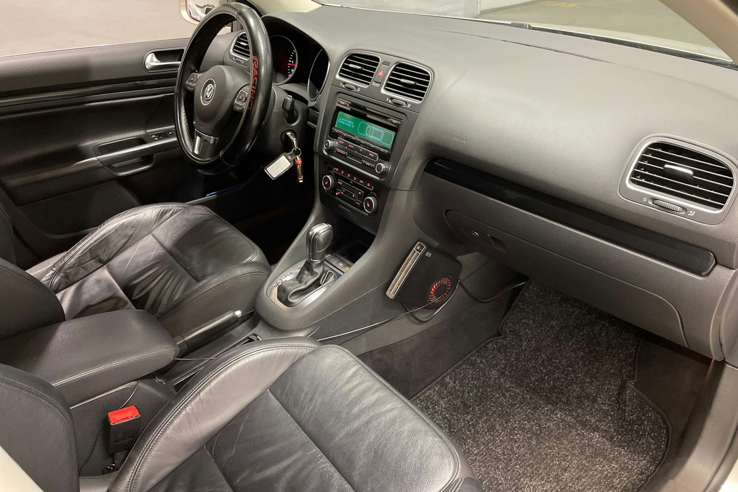 Hopea Volkswagen GOLF 2012 kuva 24.