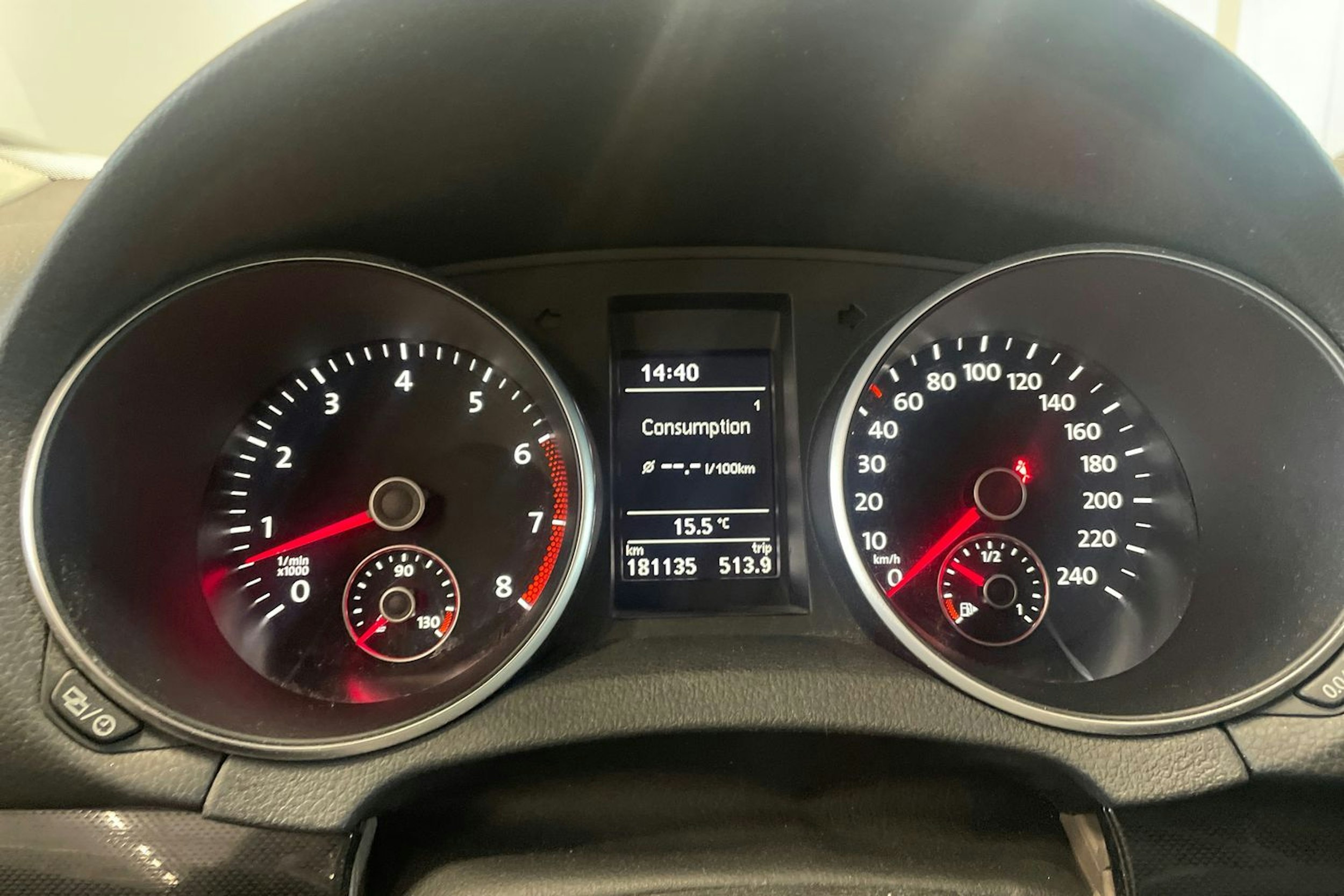 musta Volkswagen Golf 2012 kuva 17.