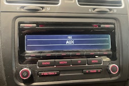 musta Volkswagen Golf 2012 kuva 21.