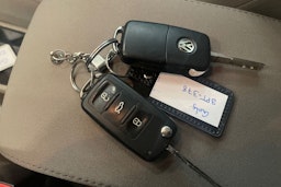 musta Volkswagen Golf 2012 kuva 25.