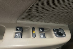 musta Volkswagen Golf 2012 kuva 26.