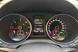 sininen Volkswagen Golf 2012 kuva 14.
