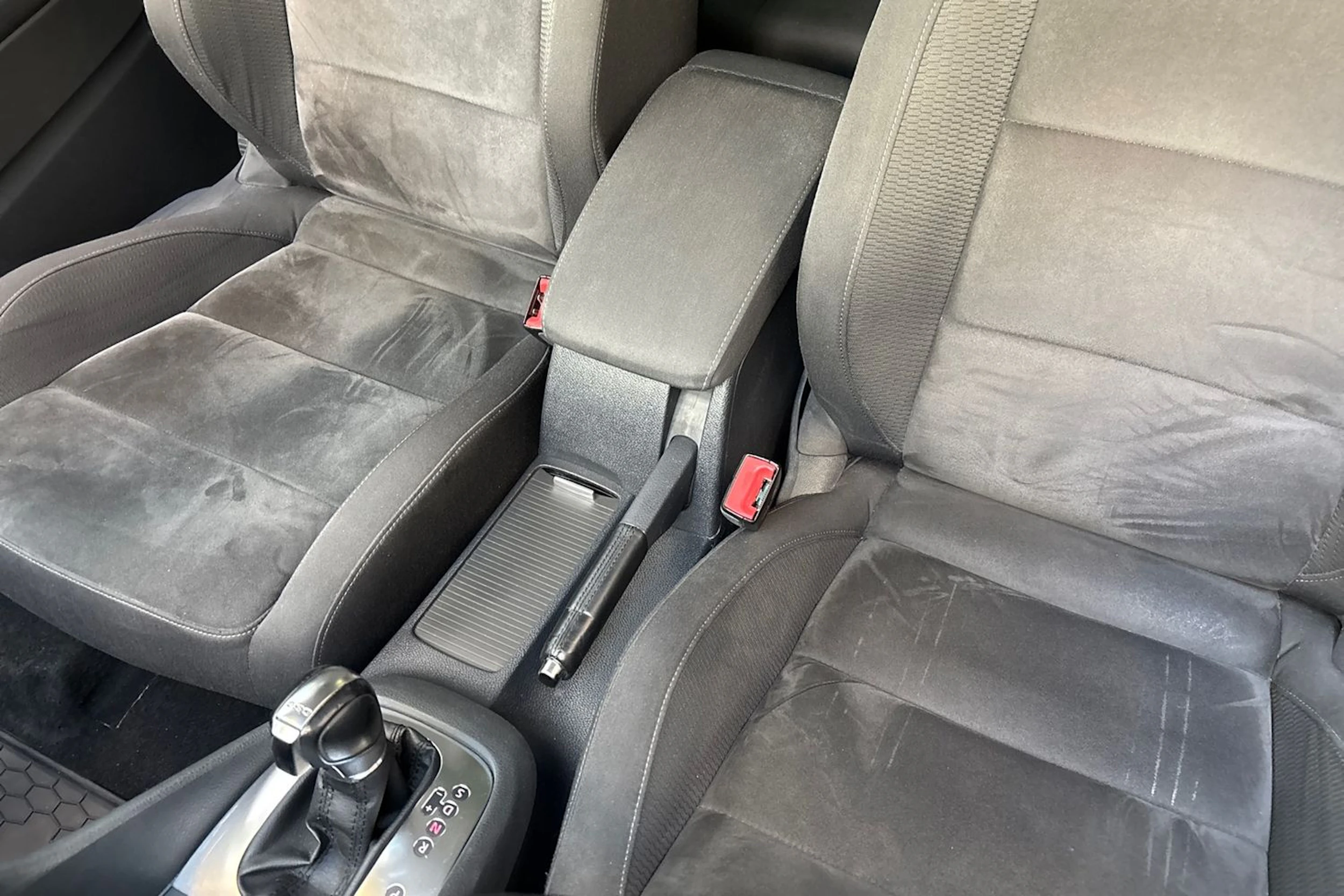sininen Volkswagen Golf 2012 kuva 17.
