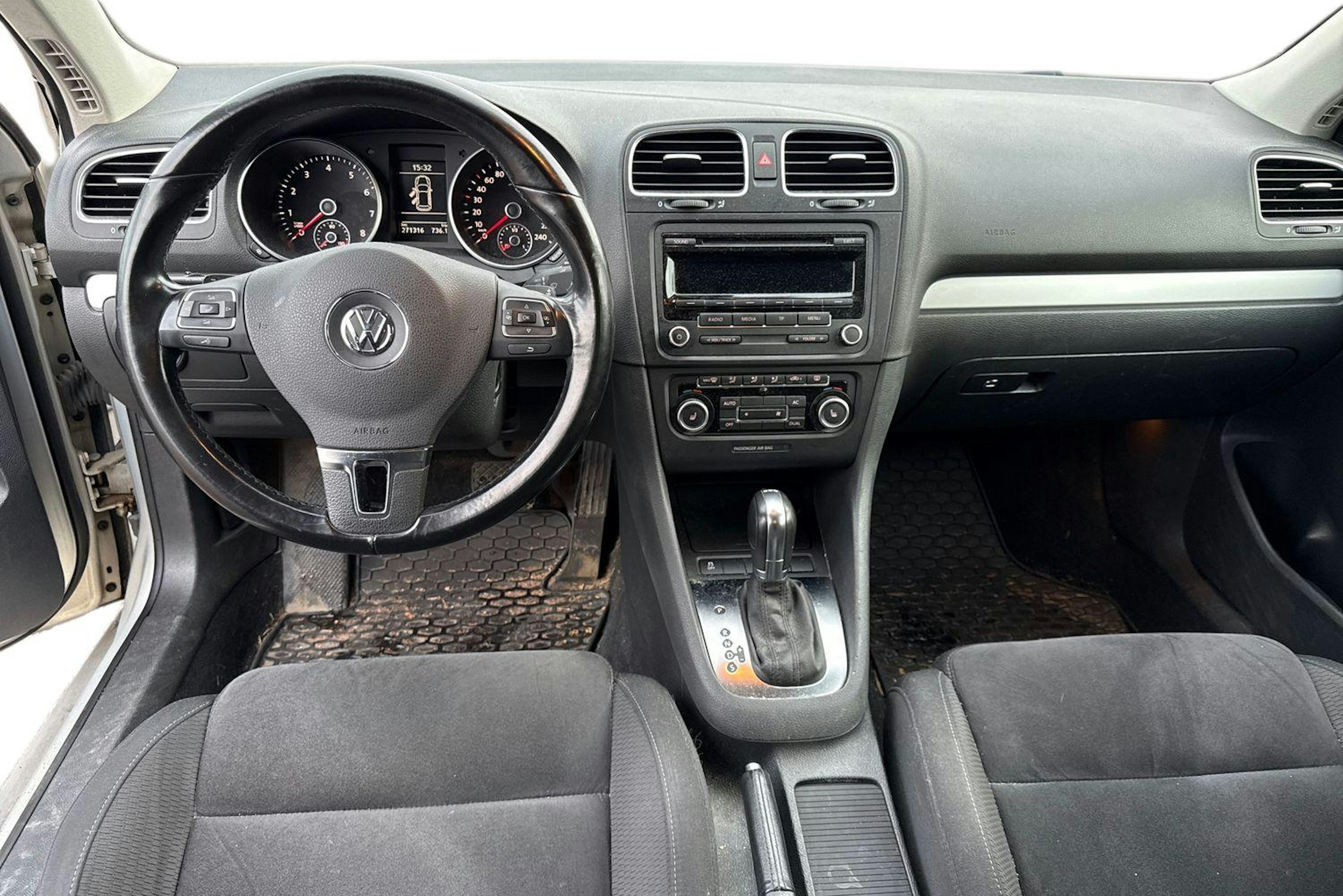 Hopea Volkswagen GOLF 2012 kuva 7.