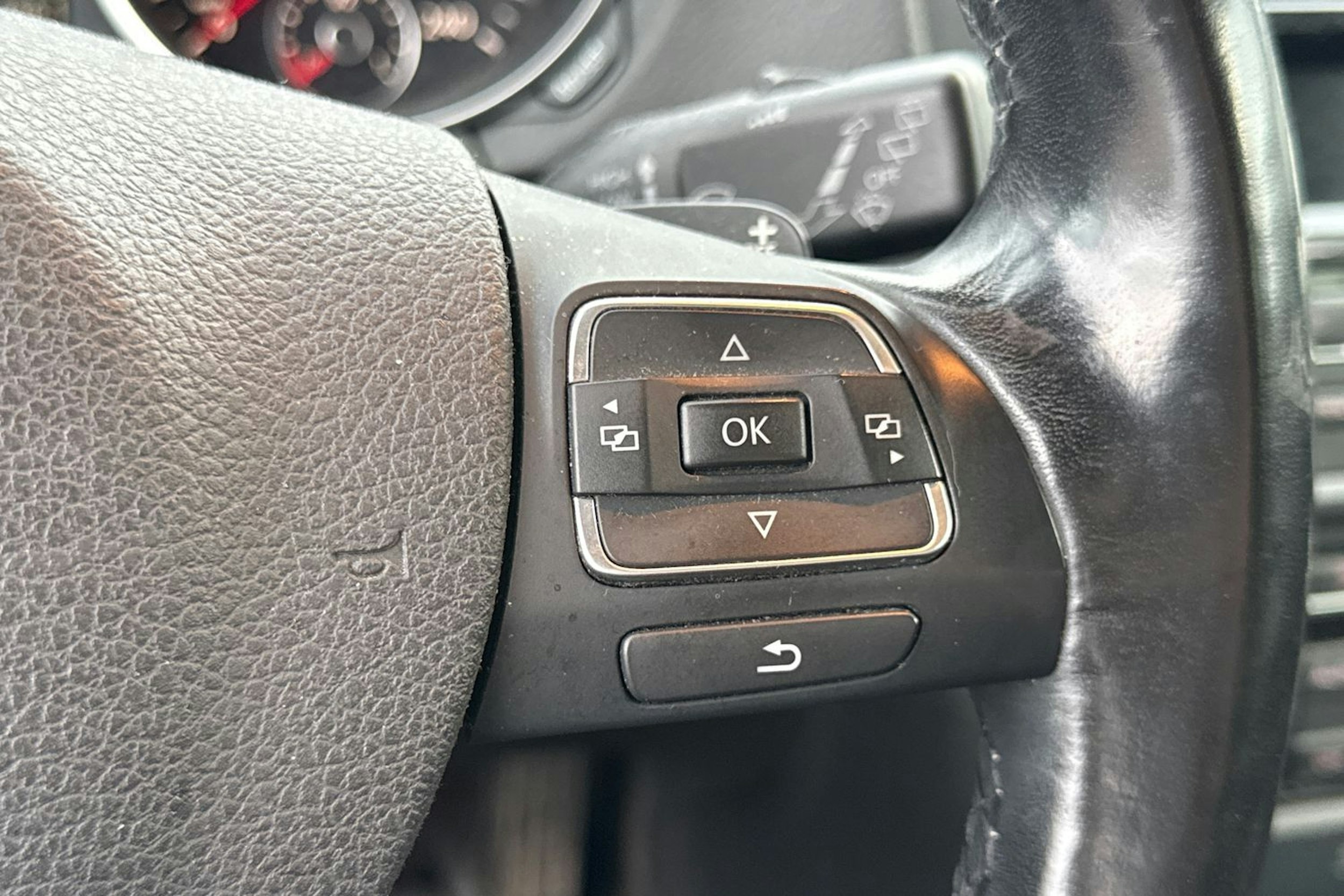 Hopea Volkswagen GOLF 2012 kuva 13.