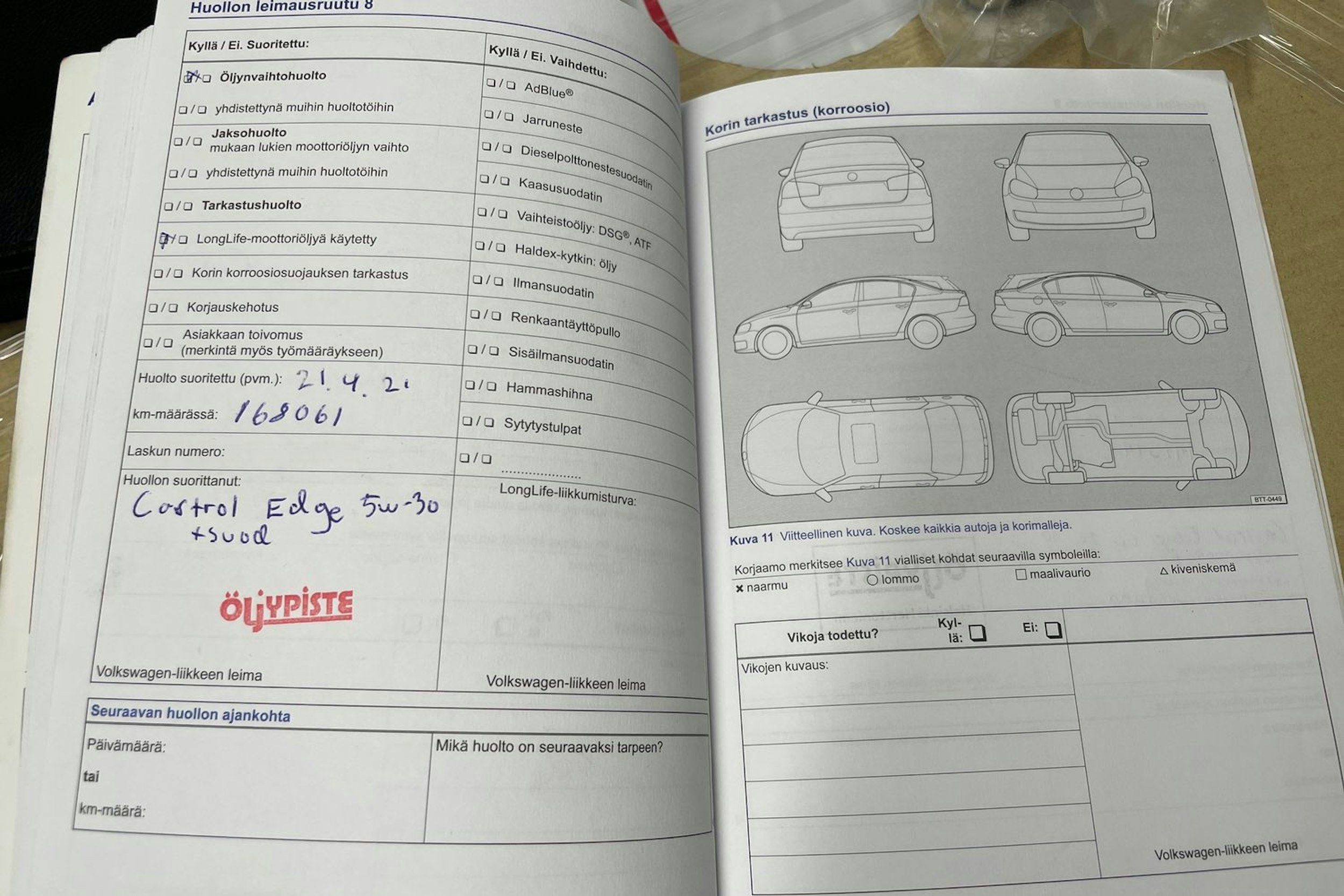 musta Volkswagen Golf 2012 kuva 24.