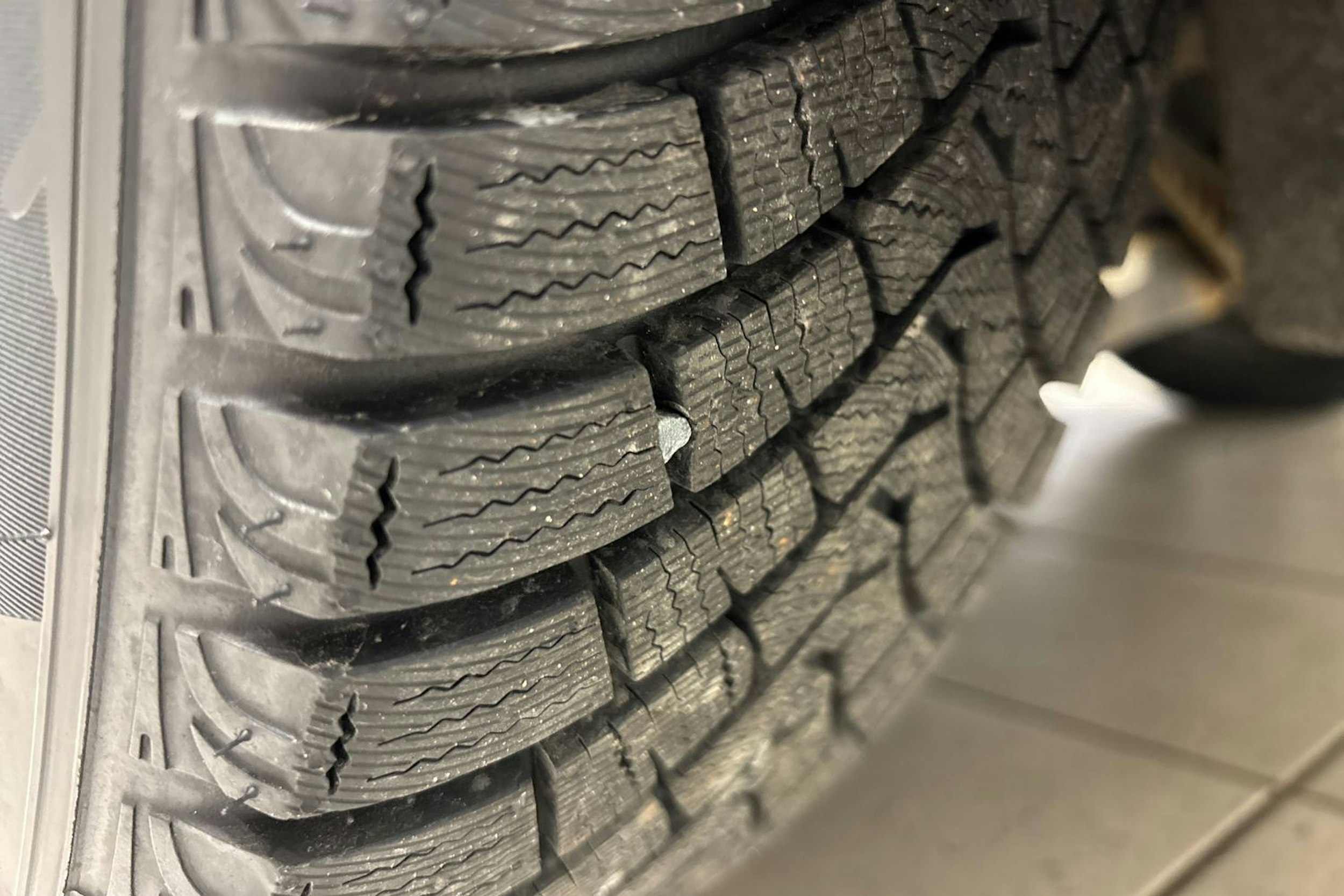 harmaa Volkswagen Golf 2012 kuva 13.