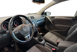 harmaa Volkswagen Golf 2012 kuva 3.