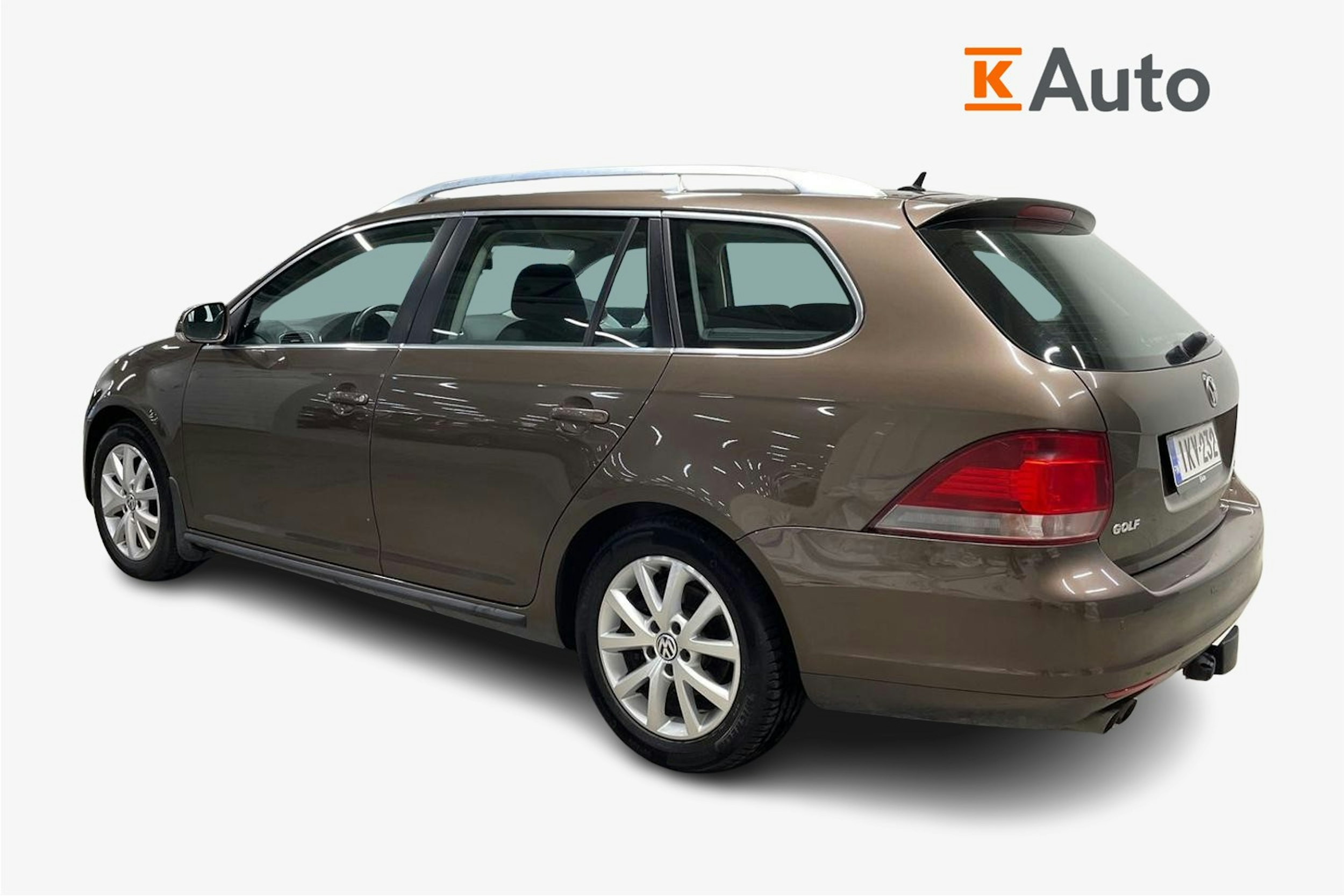ruskea (beige) Volkswagen Golf 2012 kuva 2.