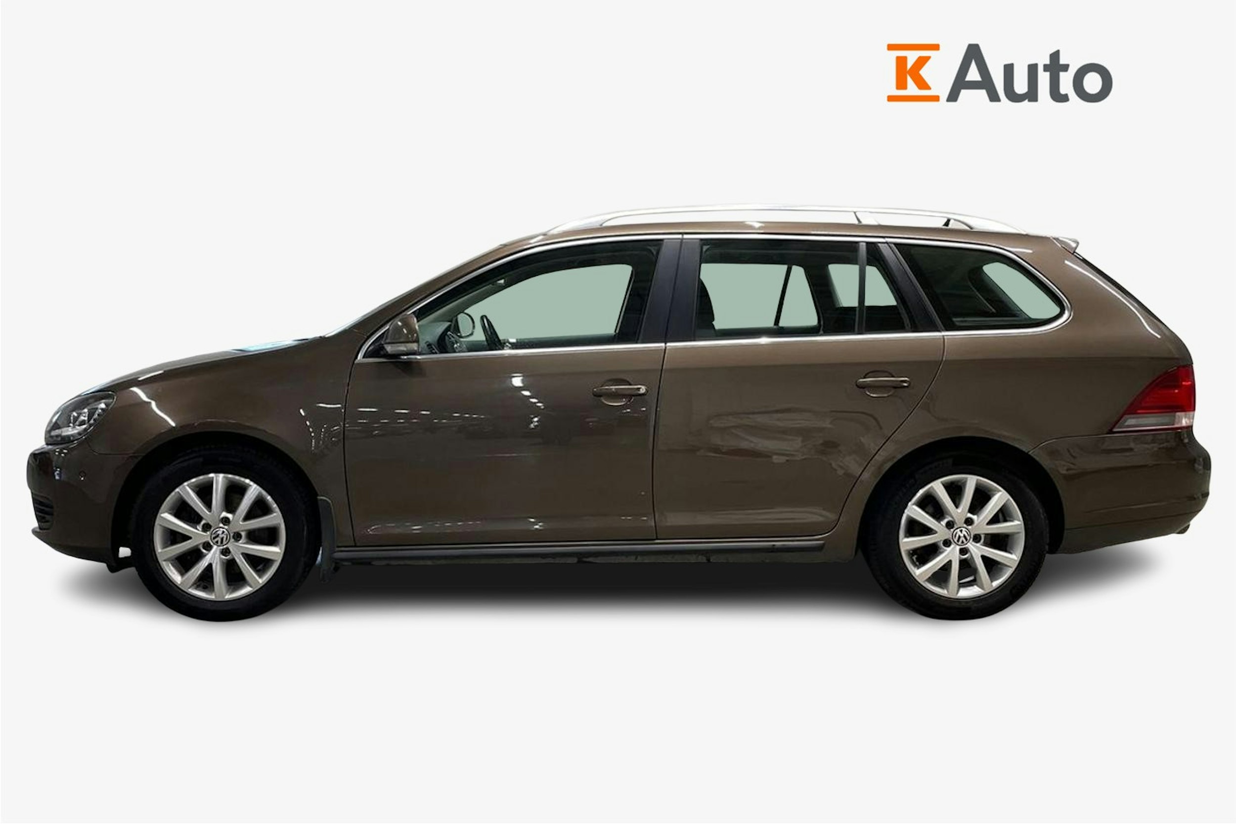 ruskea (beige) Volkswagen Golf 2012 kuva 6.