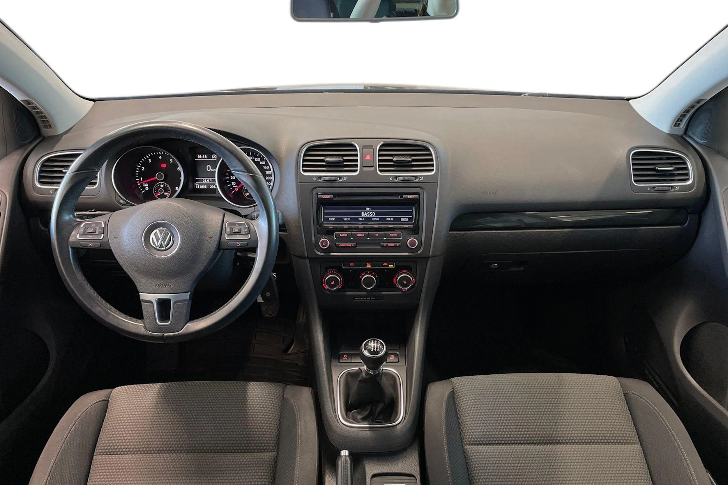 musta Volkswagen Golf 2012 kuva 7.