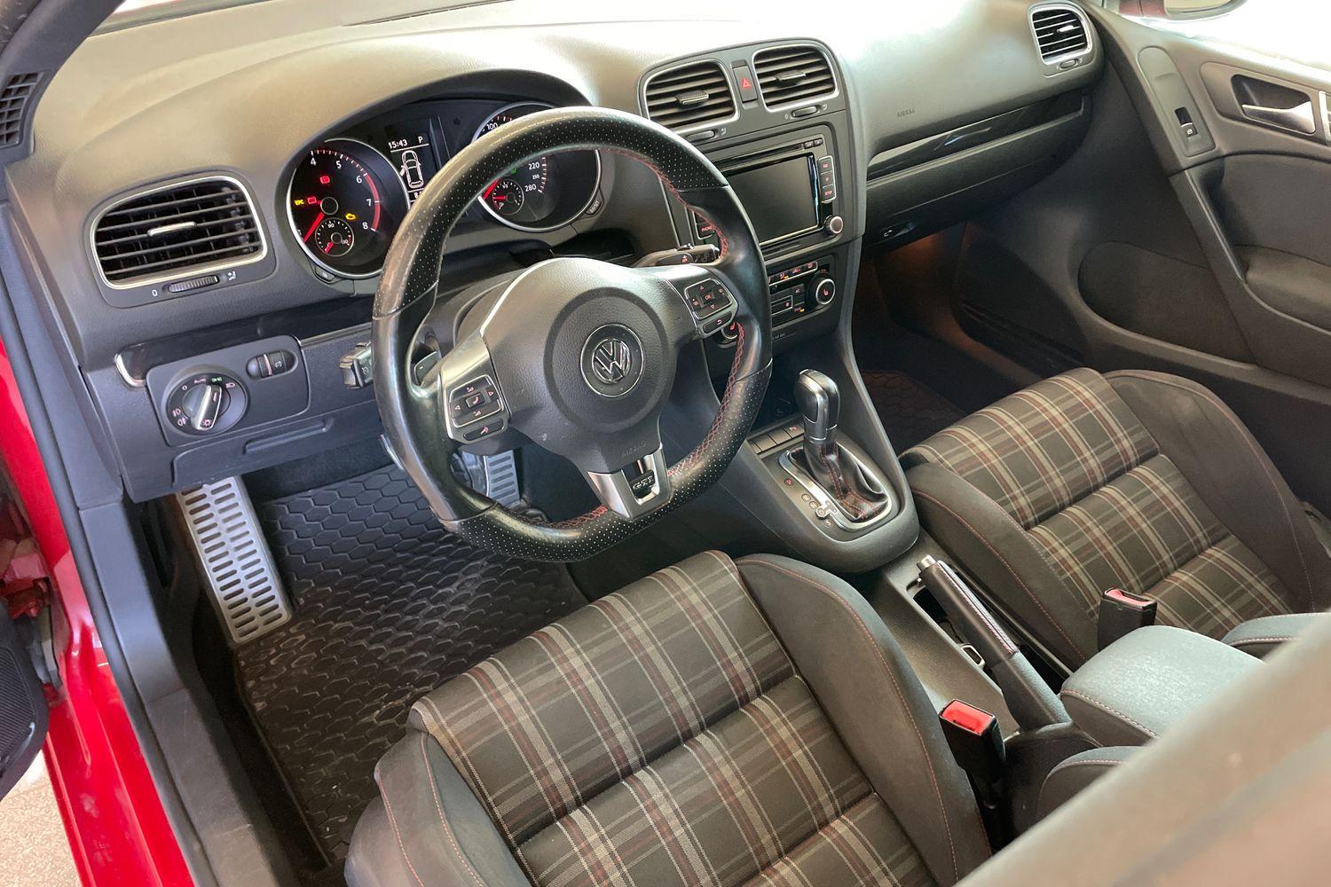 Volkswagen Golf 2012, kuva 6/21