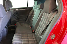 punainen Volkswagen Golf 2012 kuva 11.