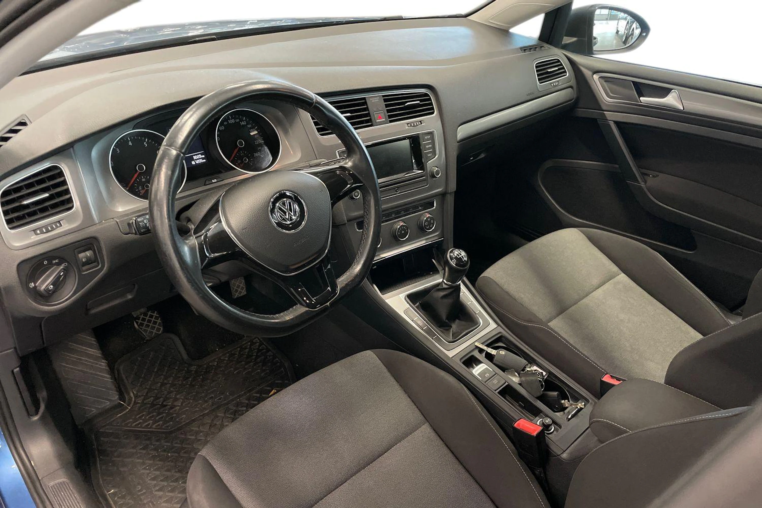 sininen Volkswagen Golf 2013 kuva 3.