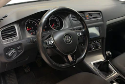 Harmaa Volkswagen Golf 2013 kuva 6.
