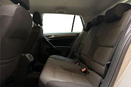 Harmaa Volkswagen Golf 2013 kuva 8.