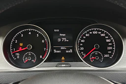 Harmaa Volkswagen Golf 2013 kuva 12.