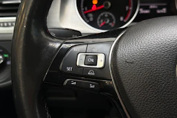 Harmaa Volkswagen Golf 2013 kuva 13.